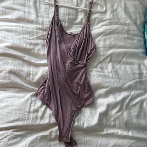 Garage, light purple/pink